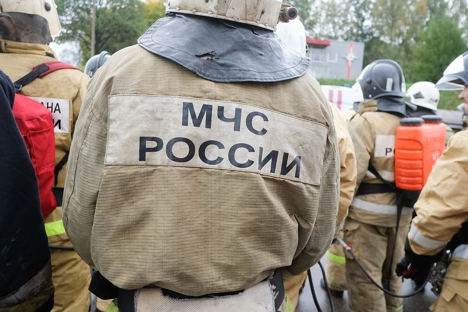 Обнаружив взрывоопасный предмет, не трогайте его, звоните спасателям.