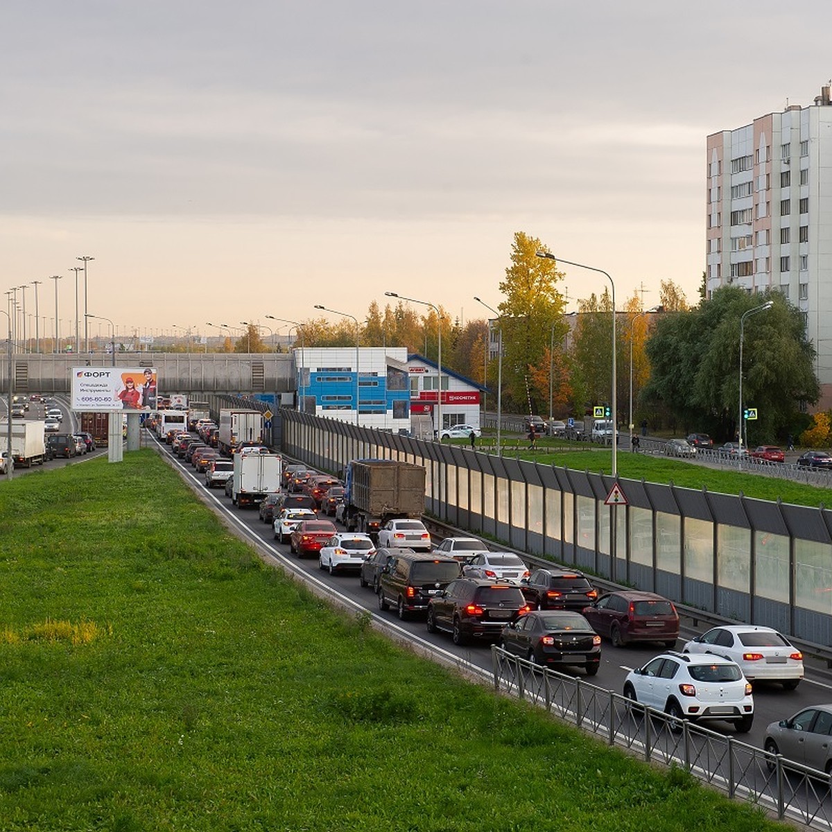 Замуровали, демоны»: КАД, Пулковское, Московское, Приморское шоссе,  Софийская улица и Витебский проспект намертво встали в пробках - KP.RU