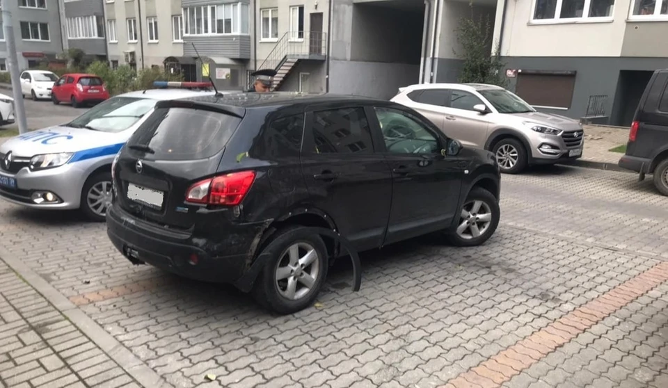 Водитель сдавал "задом".