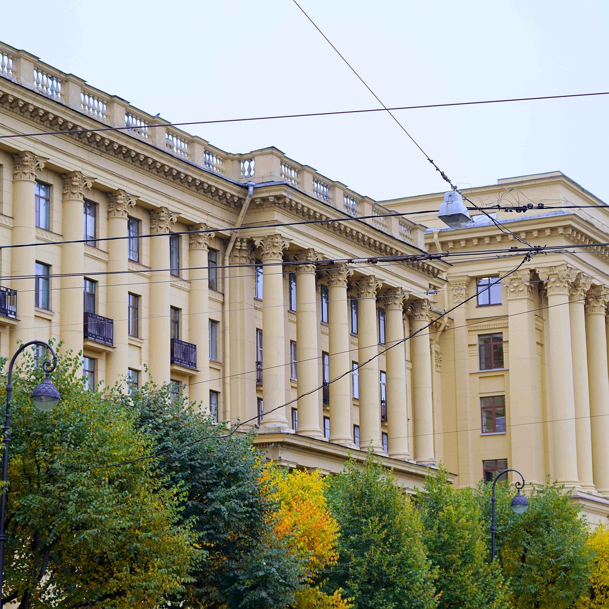 Два здания советской неоклассики в Петербурге станут памятниками культуры -  KP.RU