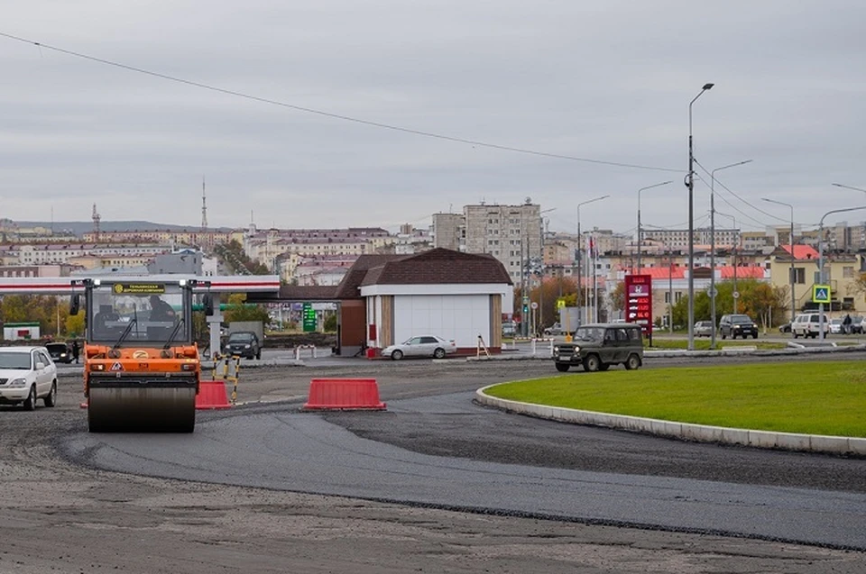 В Магадане начали ремонтировать дорогу на кольце 31 квартала Фото: администрация Магадана