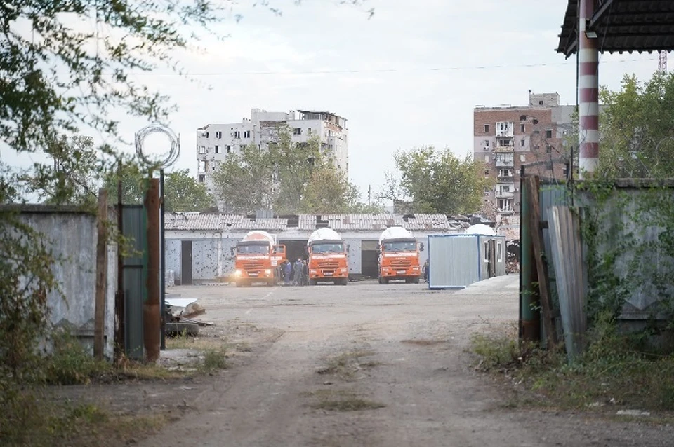Темп движения бетоновозов напоминает московский метрополитен