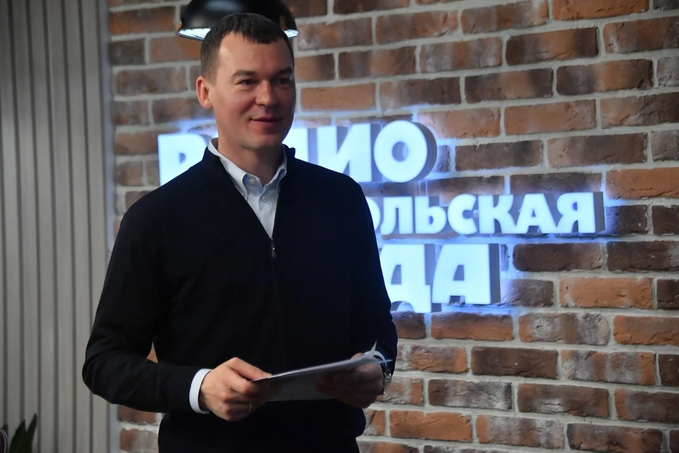Губернатор Хабаровского края Михаил Дегтярев периодически пытается задеть Владивосток.