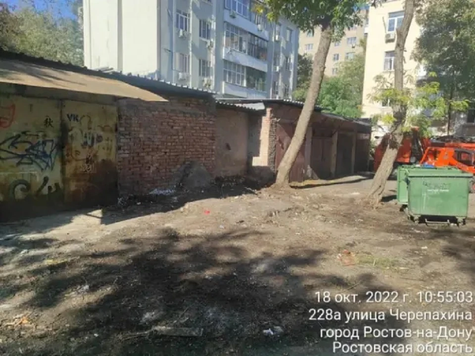 Силами подрядной организации в Ростове удалось убрать стихийную свалку на Черепахина, 228. Фото: страница Марии Петровой в "Одноклассниках".
