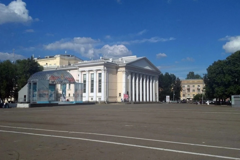 В 2024 году также начнется капремонт здания драмтеатра. Фото: Антон МАМАЕВ