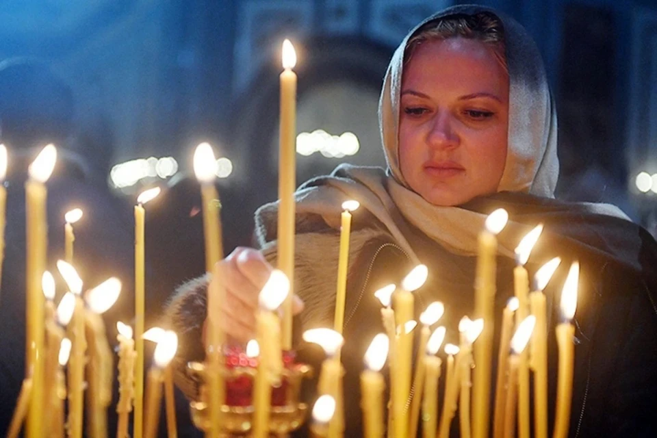 День Казанской иконы Божьей Матери отмечается 4 ноября.