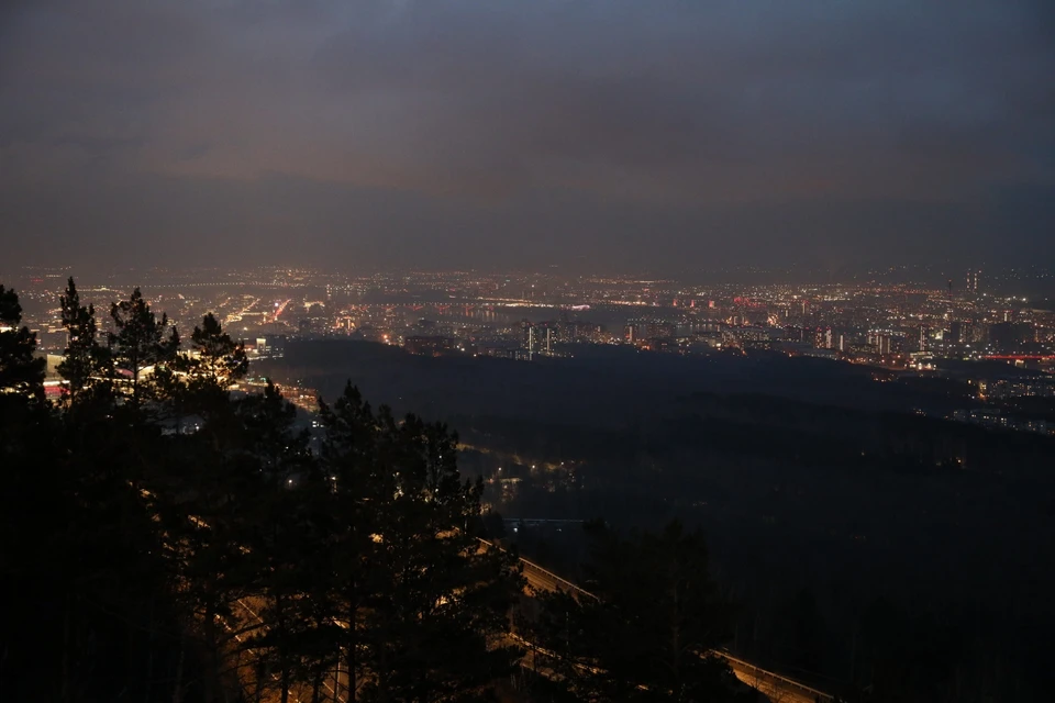 Редчайшее лунное затмение в Красноярске так и не увидели