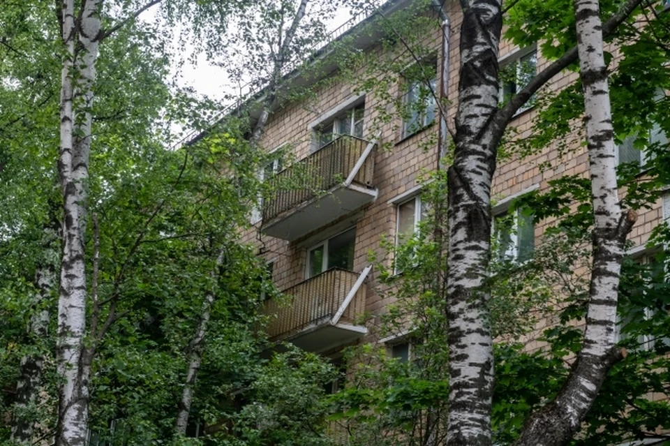Средняя цена квадратного метра на вторичном рынке — 42 658 рублей