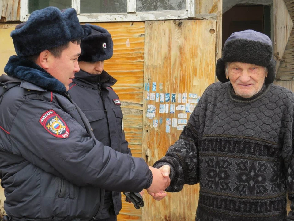 Дедушку буквально спасли от смерти