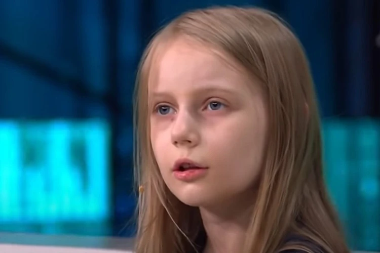 Что сейчас с 10-летней девочкой-вундеркиндом Алисой Тепляковой, штурмовавшей университеты