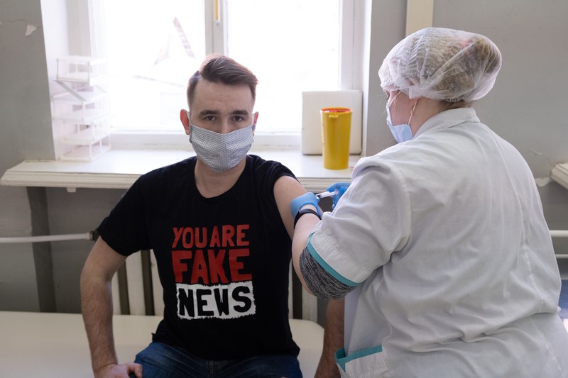 Вакцинация от гриппа идет в том числе в торговых центрах Удмуртии