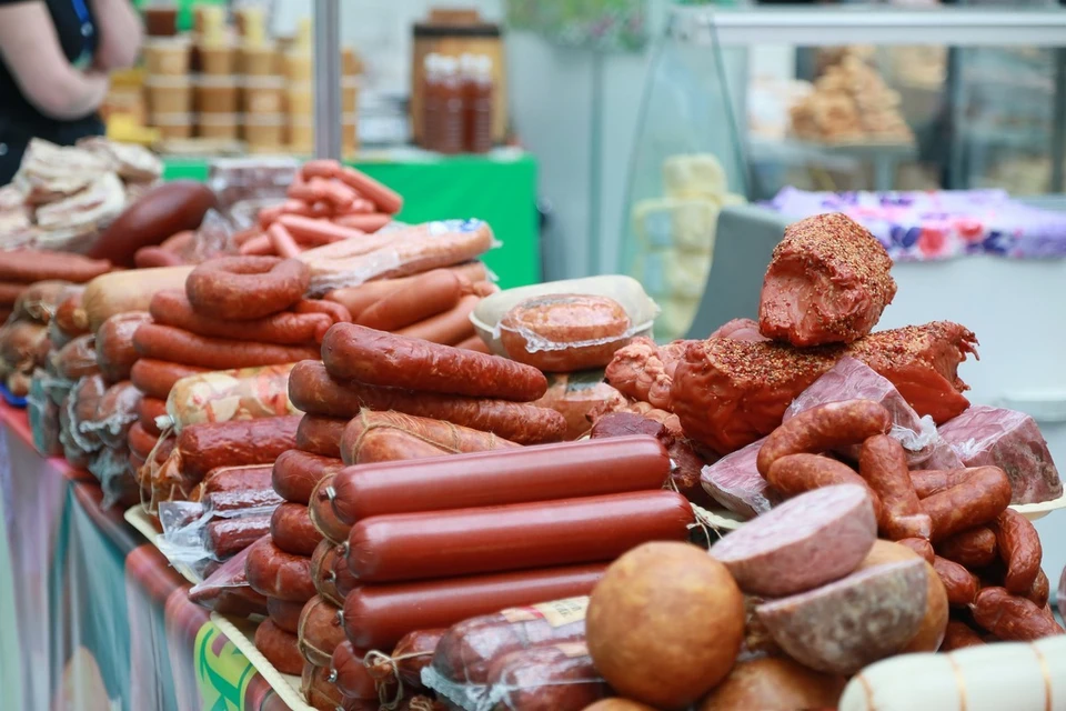 Красноярцам продают ненастоящие сосиски