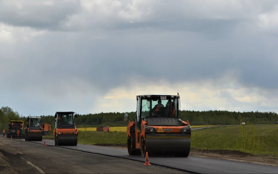 В Смоленской области отремонтировали дорогу от трассы М-1 Беларусь до Яковлево. Фото: департамент по транспорту Смоленской области.