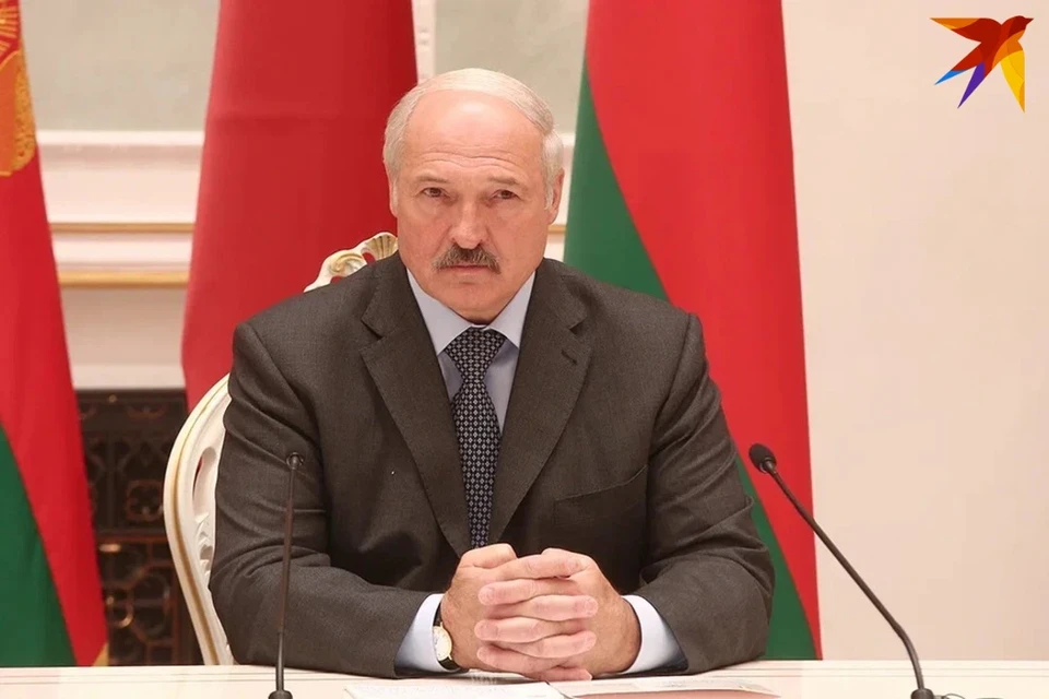 Лукашенко находится с рабочей поездкой в Гомеле.