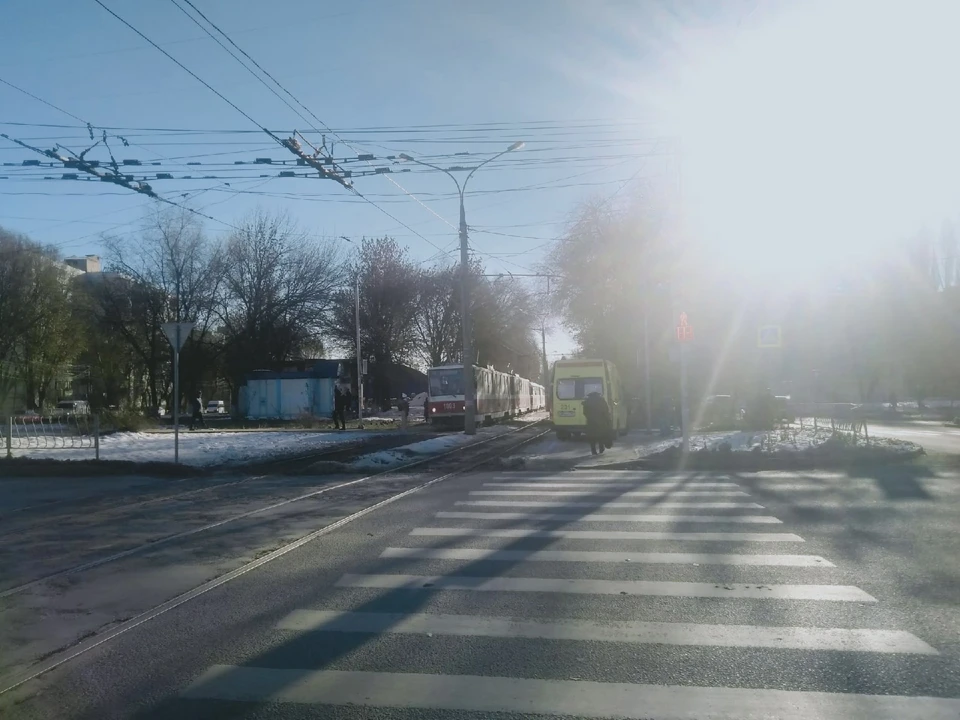 Упавшей пассажирке потребовалась помощь врачей.