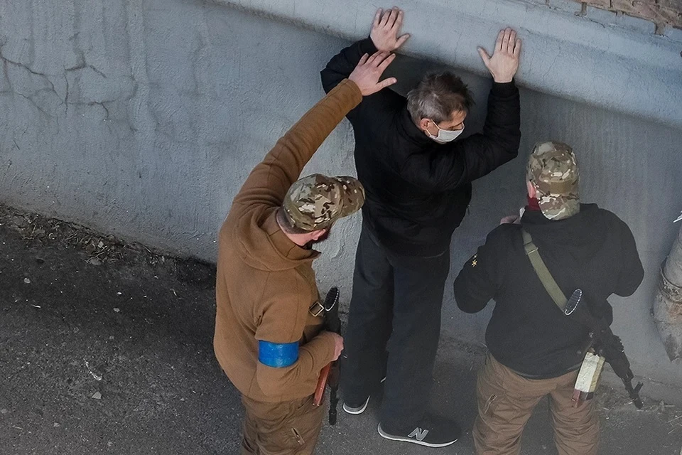 На подконтрольных Киеву территориях фиксируют репрессии