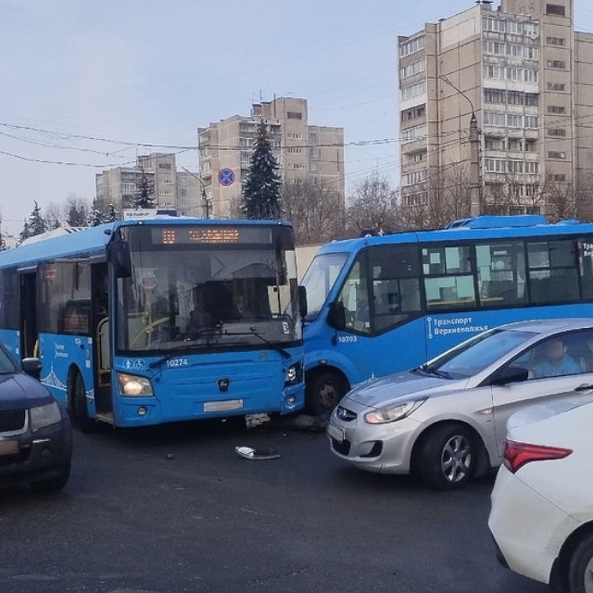 В Твери столкнулись два автобуса 