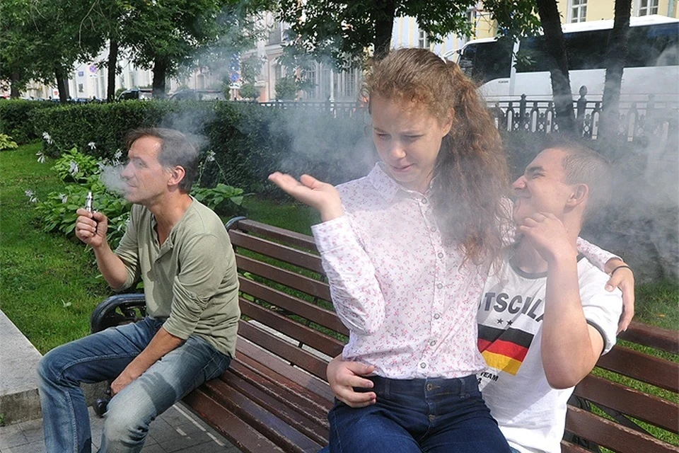 В «Трезвой России» предложили запретить торговлю электронными сигаретами в Сети
