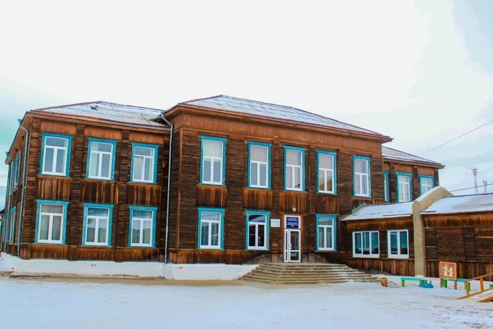 МТС обеспечила скоростным интернетом единственную школу на острове Ольхон. Фото Хужирской СОШ.