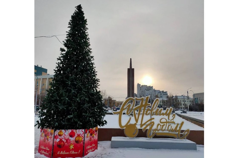 Главную елку Октябрьского округа откроют 24 декабря