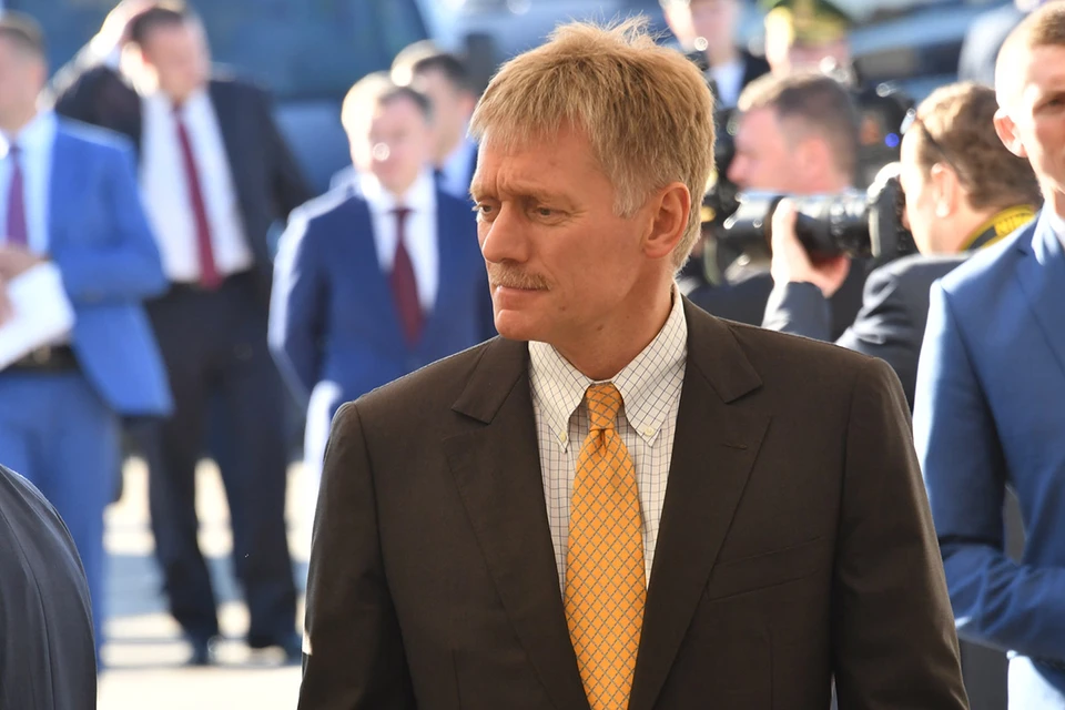 Песков прокомментировал ранение экс-главы Роскосмоса Рогозина