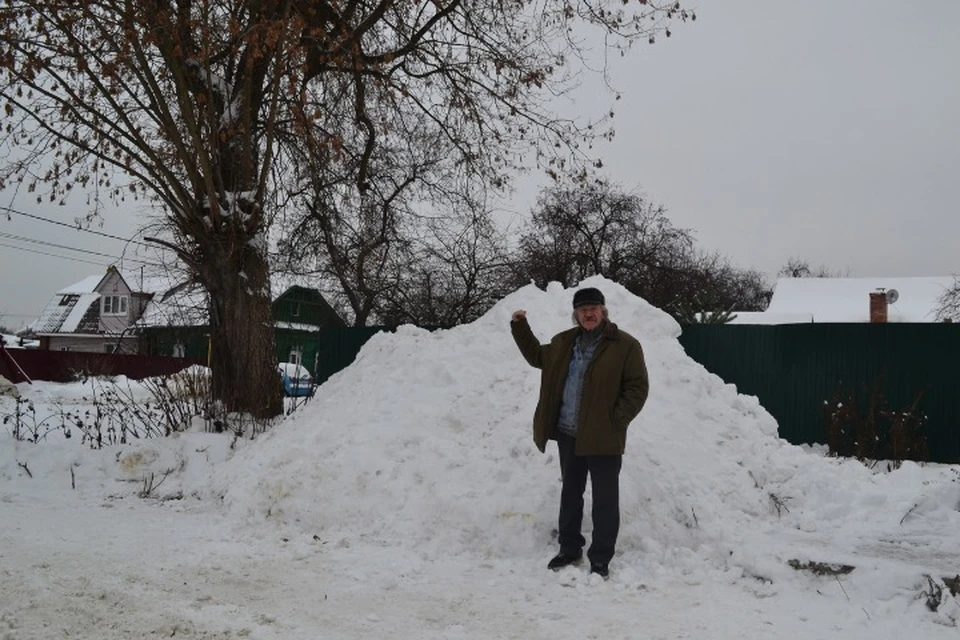 Ярославский художник пригласил всех желающих создать снежного кролика. ФОТО: страница Сергея Марценко ВКонтакте