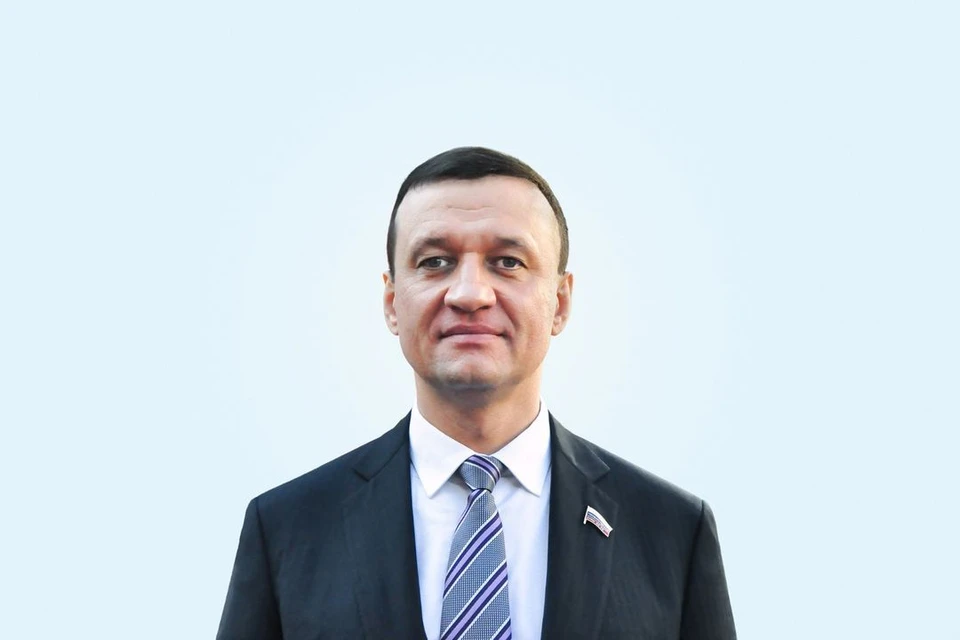 Депутат Госдумы от Новосибирской области Дмитрий Савельев отправится добровольцем в зону СВО. Фото: соцсети