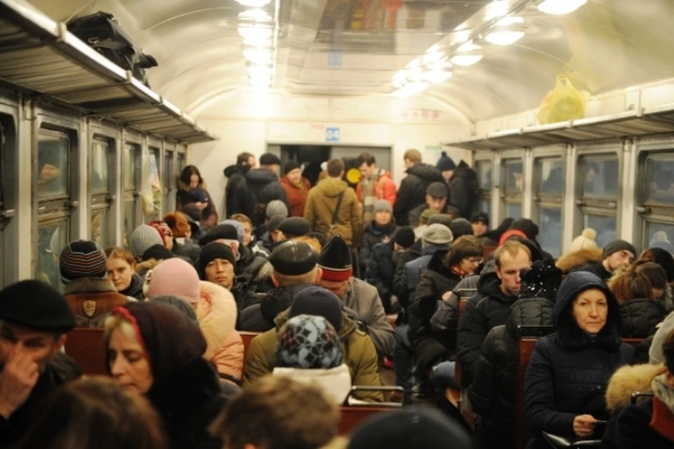 В Волгоградской области 24 декабря изменится расписание пригородных поездов