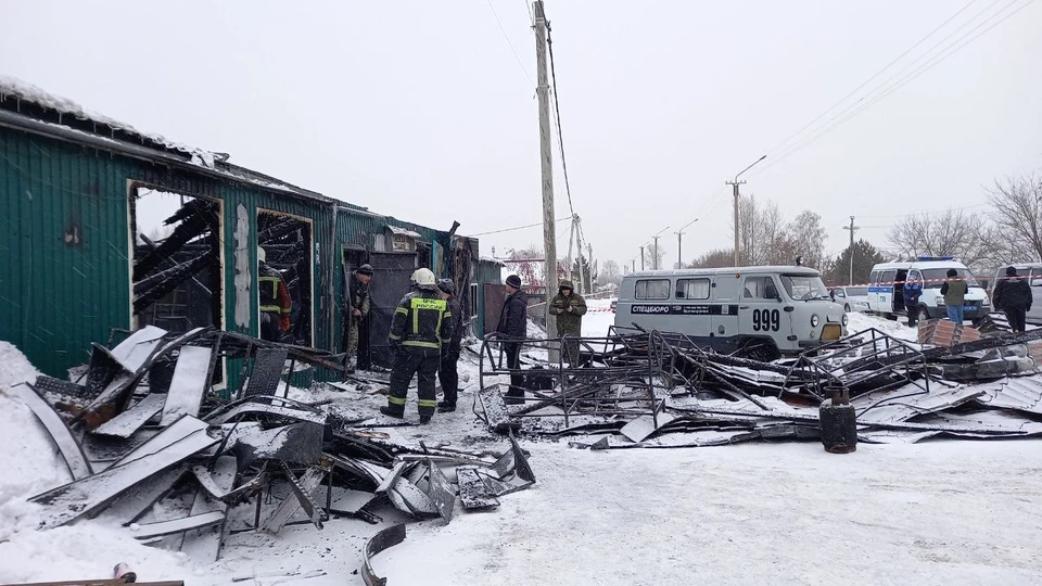Жильцов дома в Кемерове эвакуировали из-за трещин в подъезде