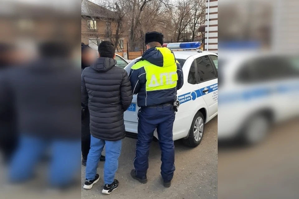 Мужчину задержали, права были изъяты