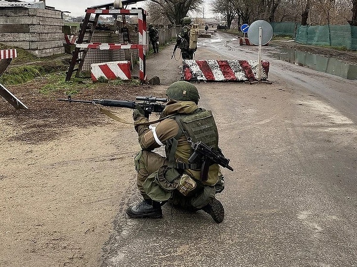 Российские военные сражаются под Харьковом в окопах времен Великой  Отечественной войны - KP.RU