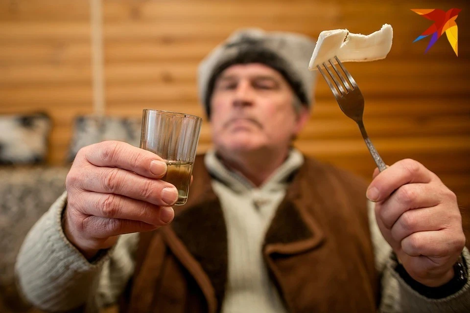 С 21 января закон официально разрешает частникам производить самогон и прочие оригинальные напитки.