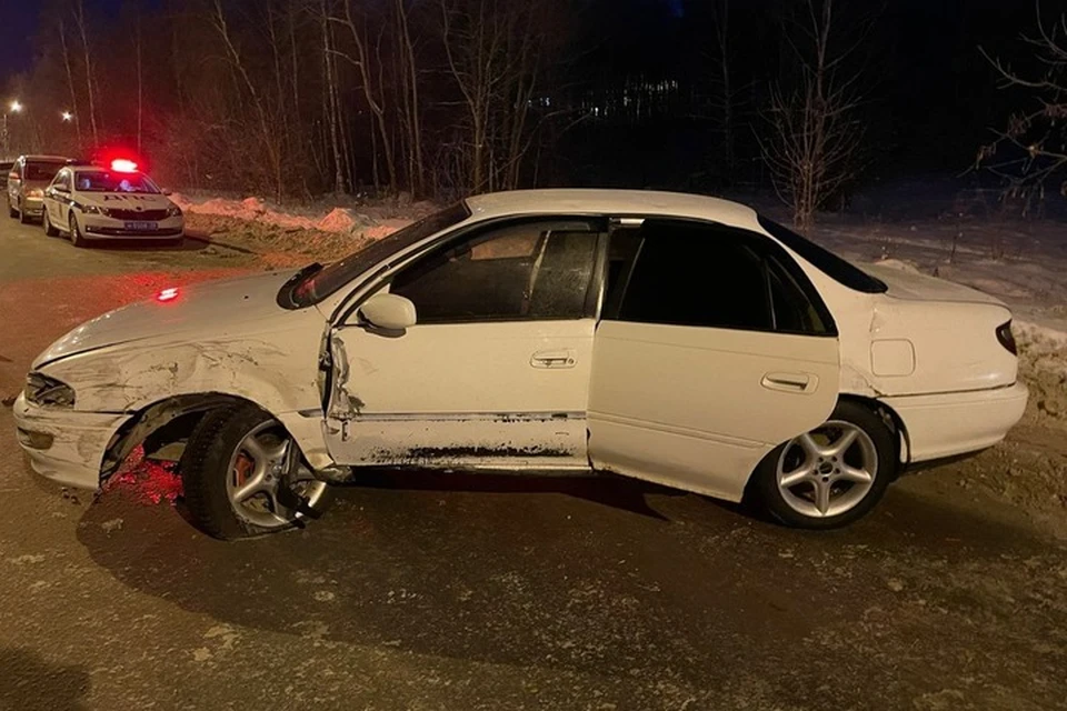 Полицейский получил травмы