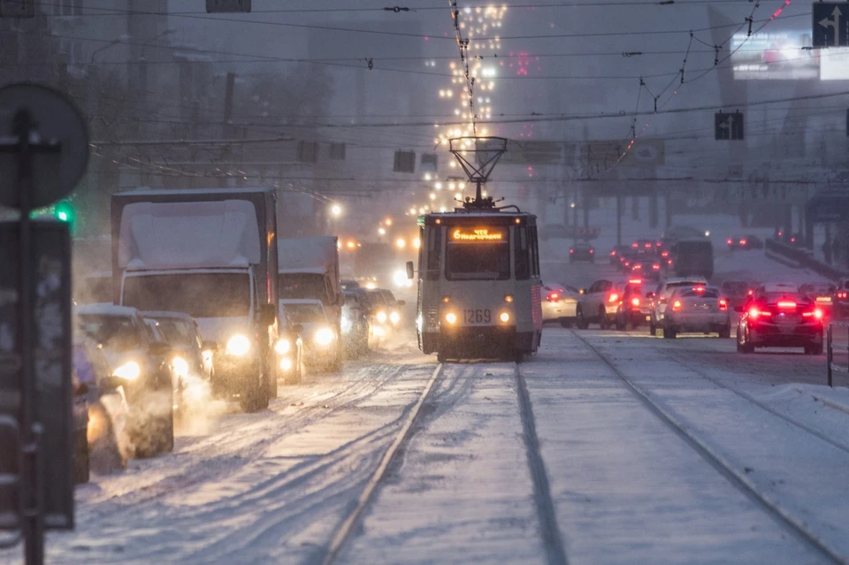 Чтобы найти место для трамваев, расширят улицу Дзержинского