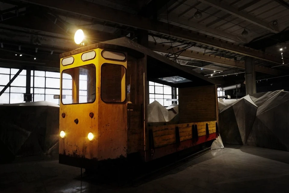 На выставке есть копия трамвая из фильма "Брат". Фото: Комитет по культуре СПб.