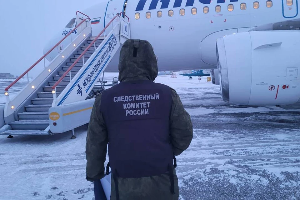 Летевший из Иркутска в Читу самолет экстренно вернулся в аэропорт из-за проблем с тормозами. Фото: Восточное межрегиональное следственное управление на транспорте СК России
