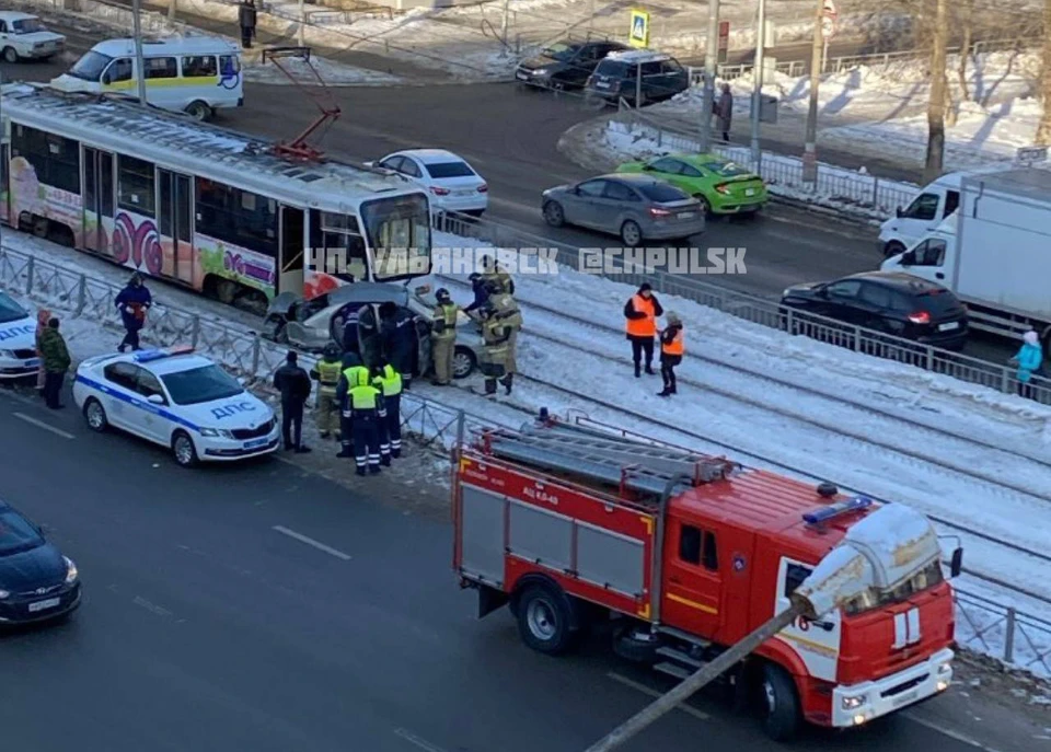 В Ульяновске открыли движение трамваем после аварии на проспекте Нариманова