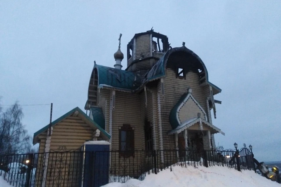 Пожар в церкви произошел ночью 25 января. Фото: kirovreg.ru