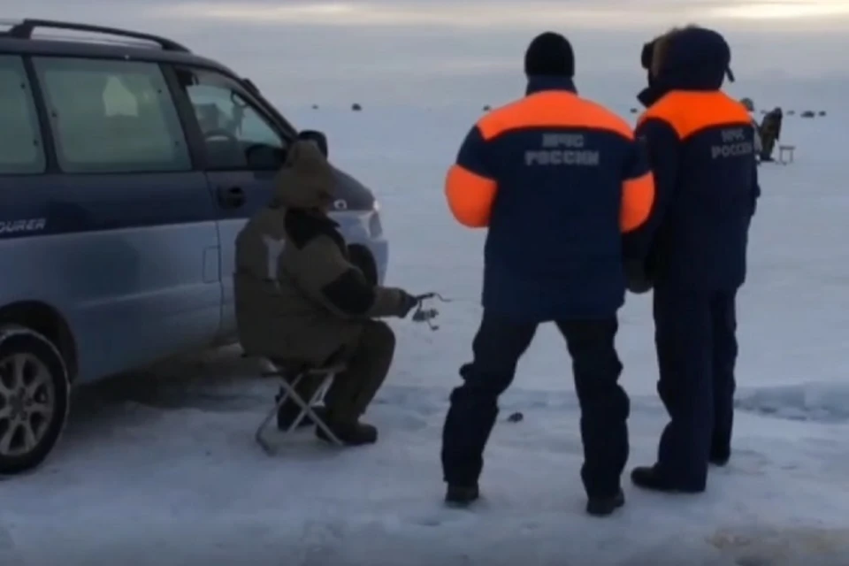 Колымчан предупредили об угрозе провалиться под лед в бухтах Гертнера и Нагаева