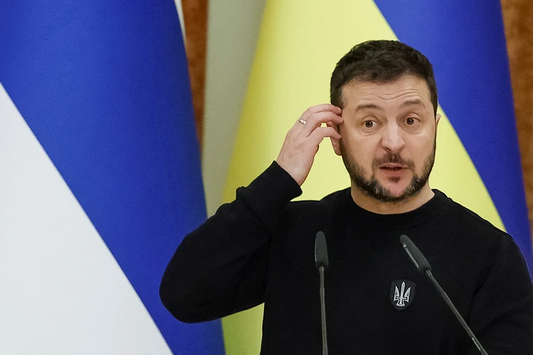 "А потом Зеленский попросит ядерную бомбу?": Даст ли Запад Украине истребители и подлодки
