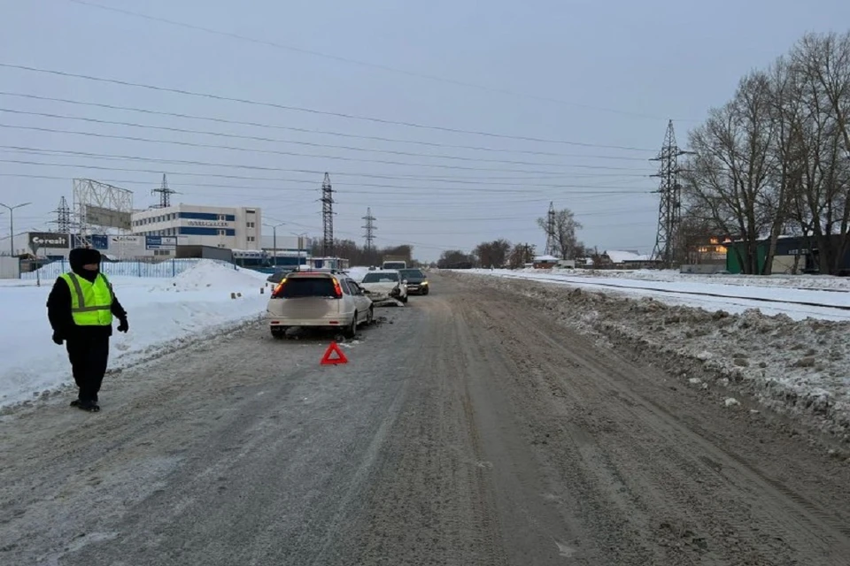 В Новосибирске 31-летняя водитель «Хонды Цивик» пострадала по вине пьяного лихача на «Тойоте» без прав . Фото: ГИБДД по Новосибирску.