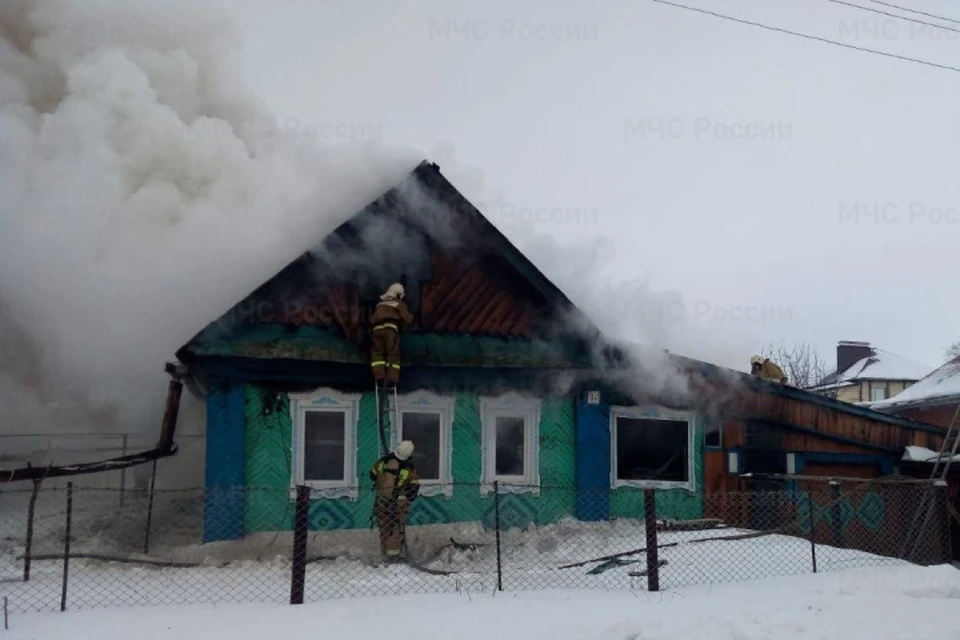 Пожар произошел в частном доме по улице Некрасова. Фото: ГУ МЧС по Кировской области