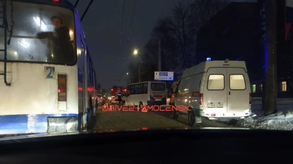 Четыре человека пострадали в ДТП с маршруткой в Смоленске. Фото: "Drive2 Смоленск" в соцсетях.