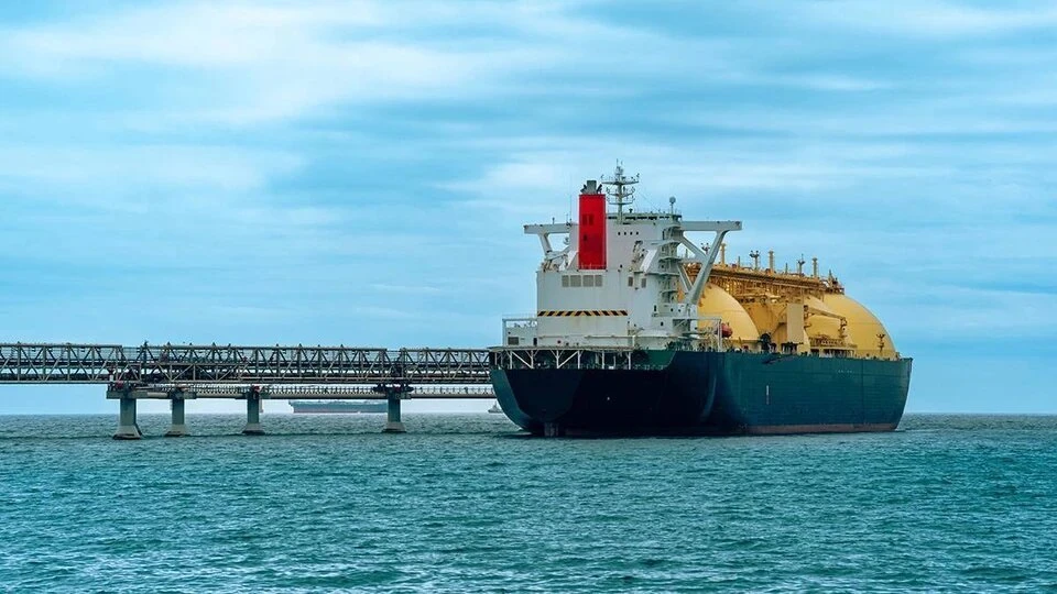 Российские моряки спасли француза с яхты, потерпевшей бедствие в Атлантике