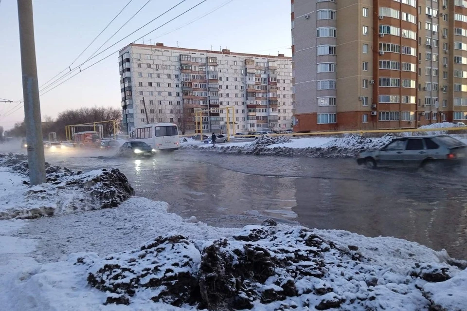 Из некоторых дворов оренбуржцы выехать не могут. Фото: t.me/yujniyNamNujniy