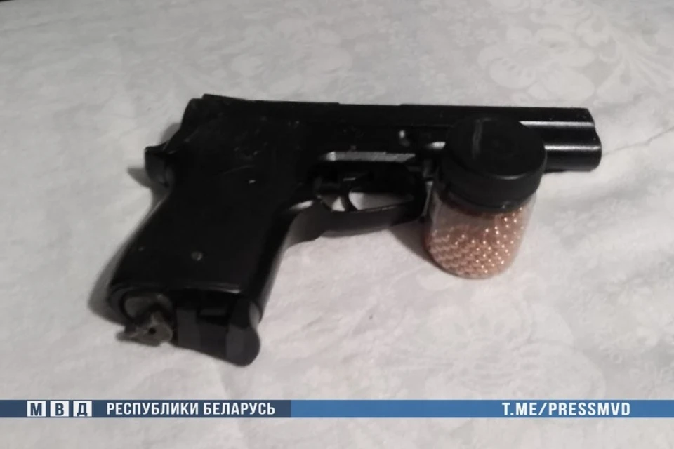 В Гродно задержали отца и 18-летнего сына за нападение на аптеку. Фото: телеграм-канал МВД Беларуси