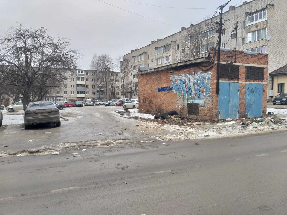После вмешательства прокуратуры в Ясногорске Тульской области убрали стихийную свалку