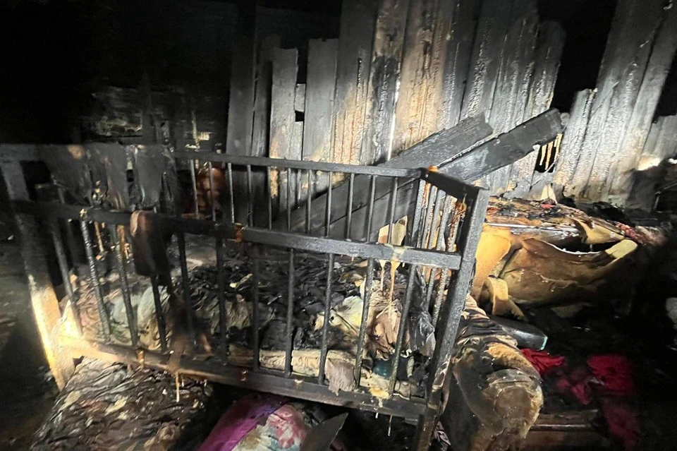 В момент пожара дети находились в доме одни. Фото: СУ СК Республики Бурятии