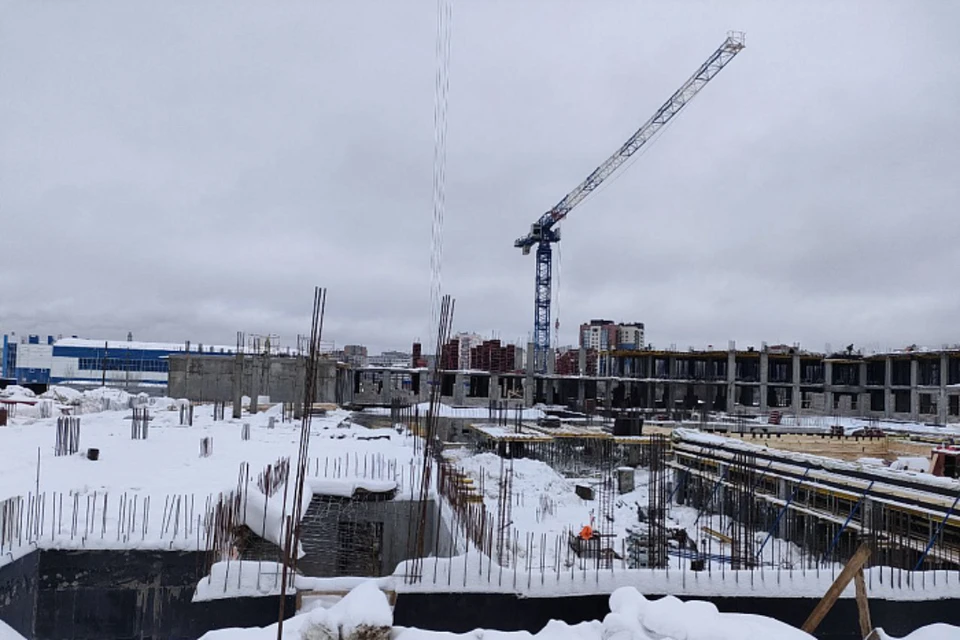 Планируется, что 1 сентября 2023 года школы смогут принять учеников. Фото: kirovreg.ru