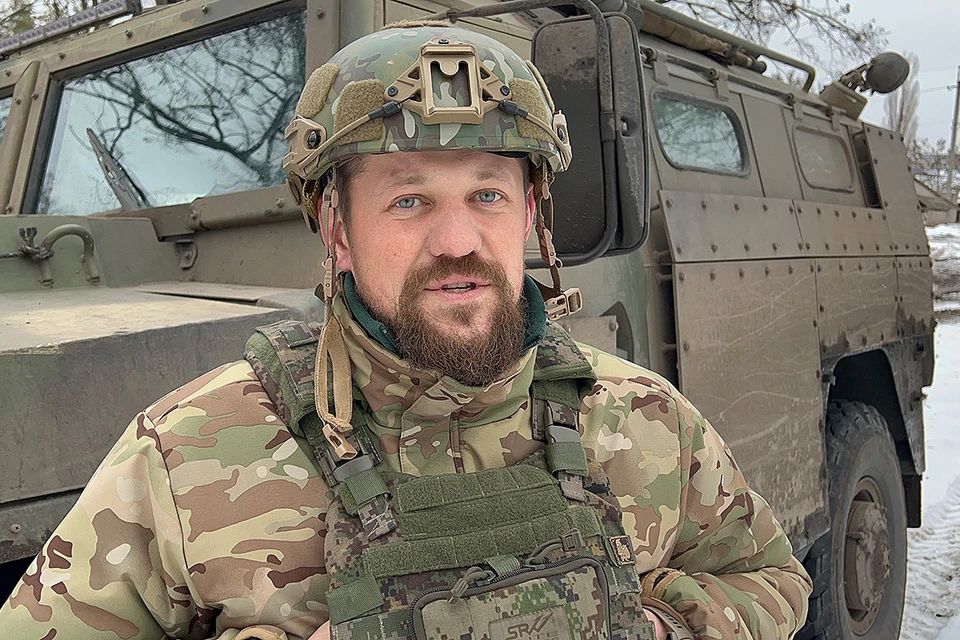 Командир отряда спецназа майор Сергей Богатырев, позывной «Бармалей». Говорят, раньше у него борода была длиннее...